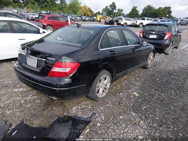 2013 MERCEDES-BENZ C 300 LUXURY 4MATIC