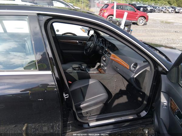 2013 MERCEDES-BENZ C 300 LUXURY 4MATIC