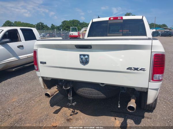 2018 RAM 1500 LARAMIE  4X4 6'4 BOX