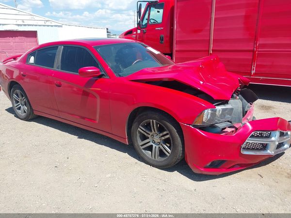 2013 DODGE CHARGER SXT