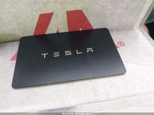 2024 TESLA MODEL 3 — I11