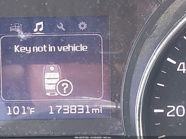 2017 KIA SEDONA LX