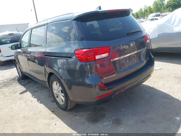 2017 KIA SEDONA LX