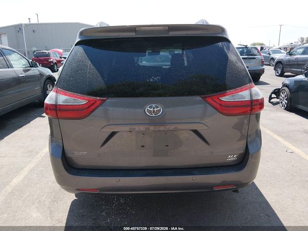 2017 TOYOTA SIENNA XLE 7 PASSENGER