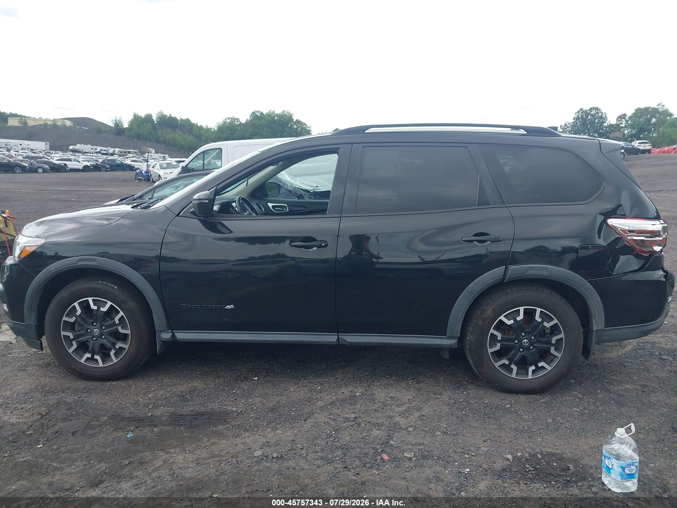 2020 NISSAN PATHFINDER SV 4WD