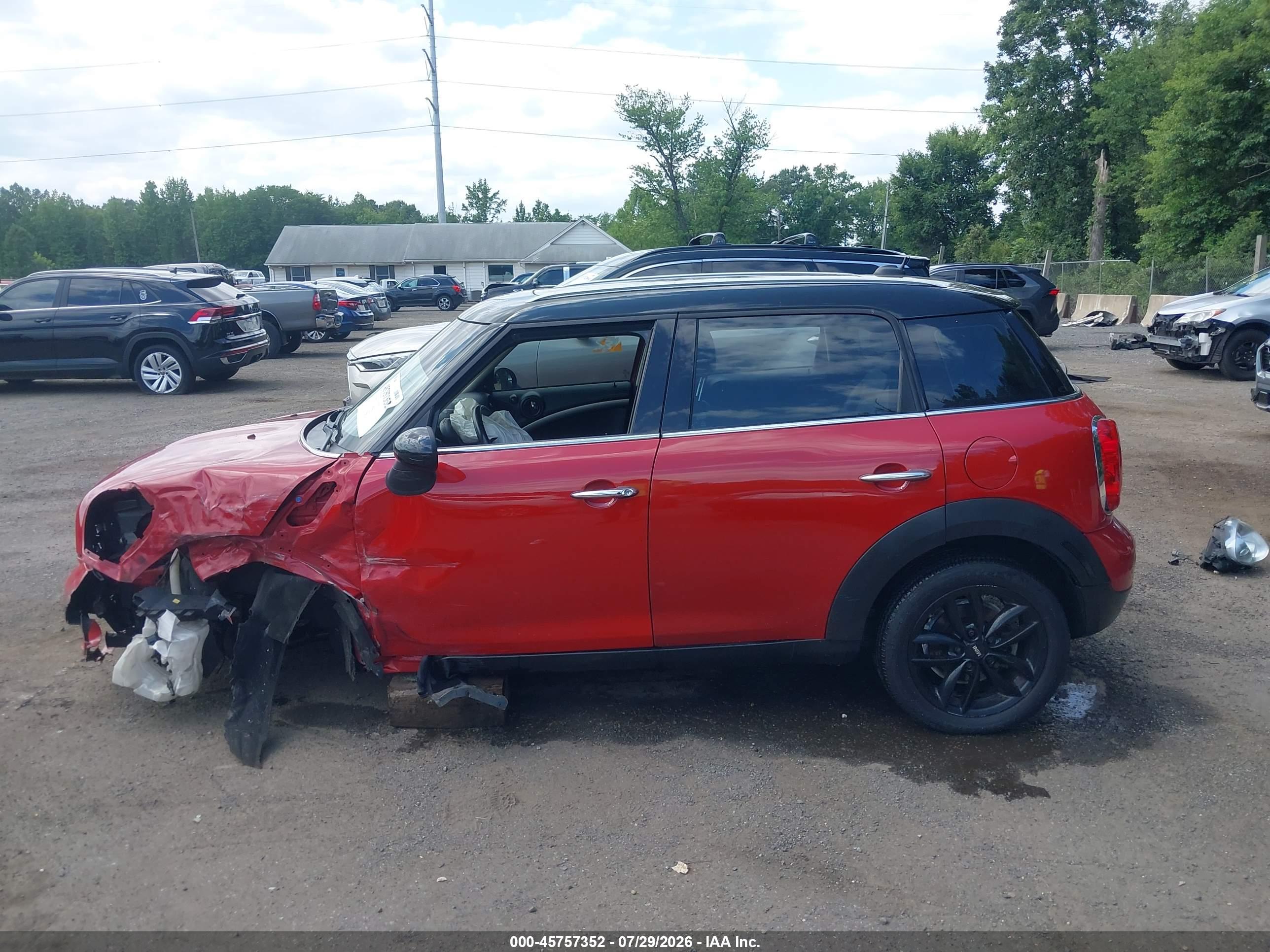 2016 MINI COUNTRYMAN COOPER