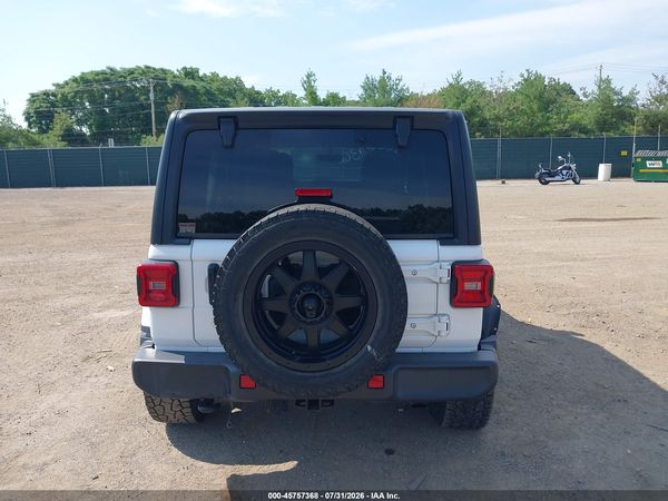 2018 JEEP WRANGLER UNLIMITED SAHARA 4X4