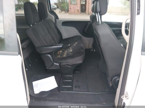 2017 DODGE GRAND CARAVAN SE — I8