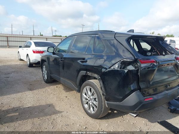 2025 TOYOTA RAV4 XLE PREMIUM
