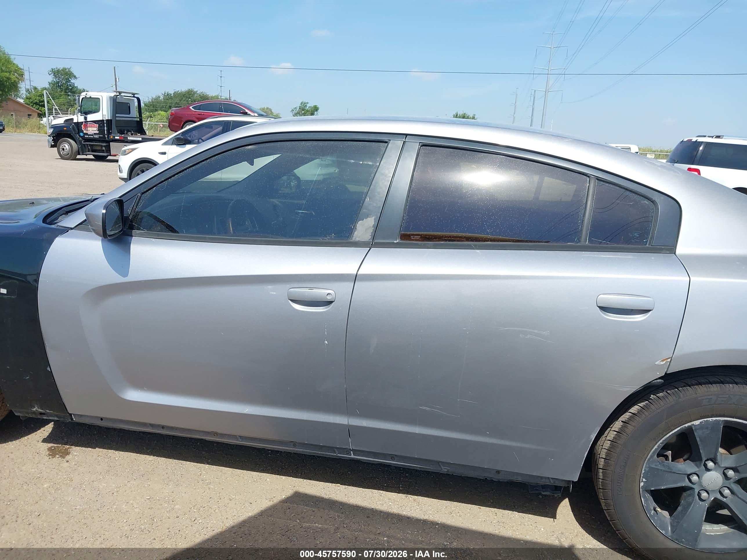 2013 DODGE CHARGER SE