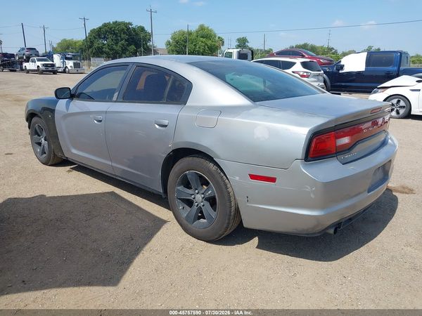 2013 DODGE CHARGER SE
