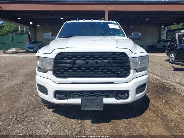 2022 RAM 2500 BIG HORN  4X4 8' BOX