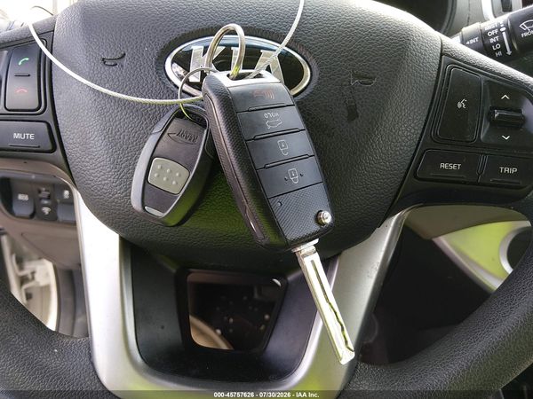2016 KIA RIO LX