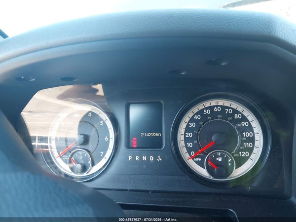 2016 RAM 1500 SLT