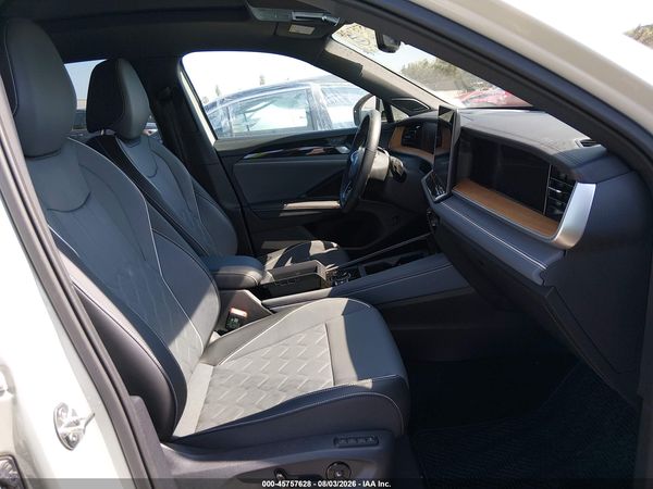 2025 VOLKSWAGEN TIGUAN 2.0T SEL R-LINE — I5
