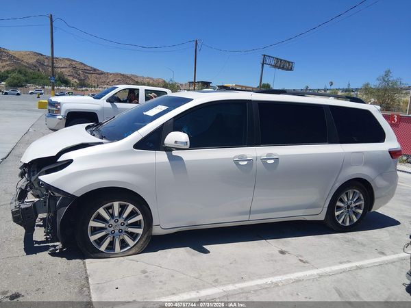 2017 TOYOTA SIENNA LIMITED 7 PASSENGER