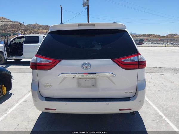 2017 TOYOTA SIENNA LIMITED 7 PASSENGER