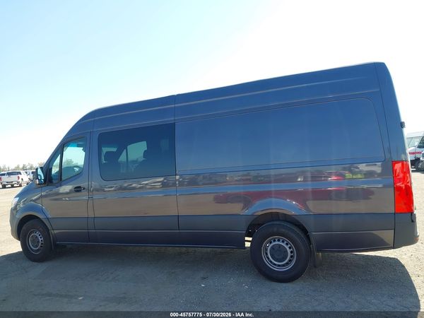 2024 MERCEDES-BENZ SPRINTER 2500