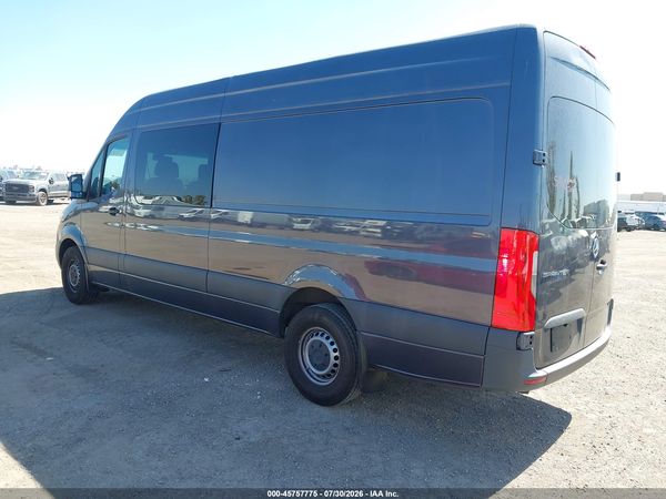 2024 MERCEDES-BENZ SPRINTER 2500
