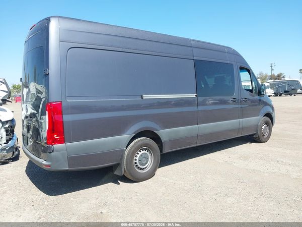 2024 MERCEDES-BENZ SPRINTER 2500