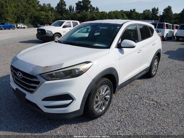 2018 HYUNDAI TUCSON SE