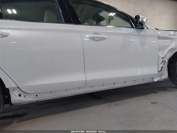 2026 GENESIS G70 2.5T AWD PRESTIGE