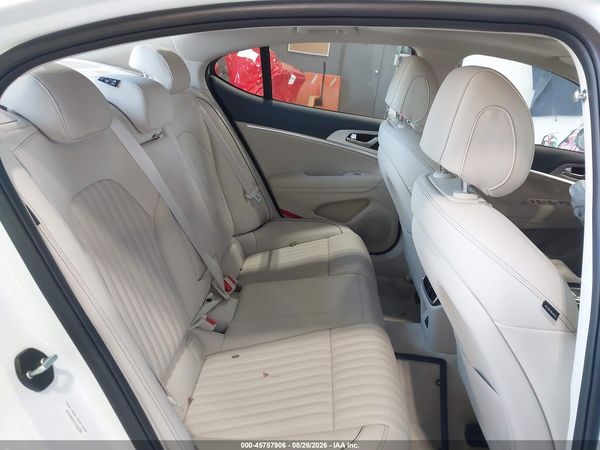 2026 GENESIS G70 2.5T AWD PRESTIGE