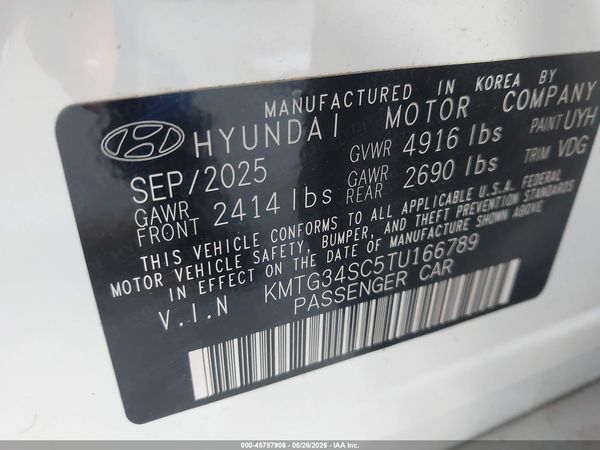 2026 GENESIS G70 2.5T AWD PRESTIGE