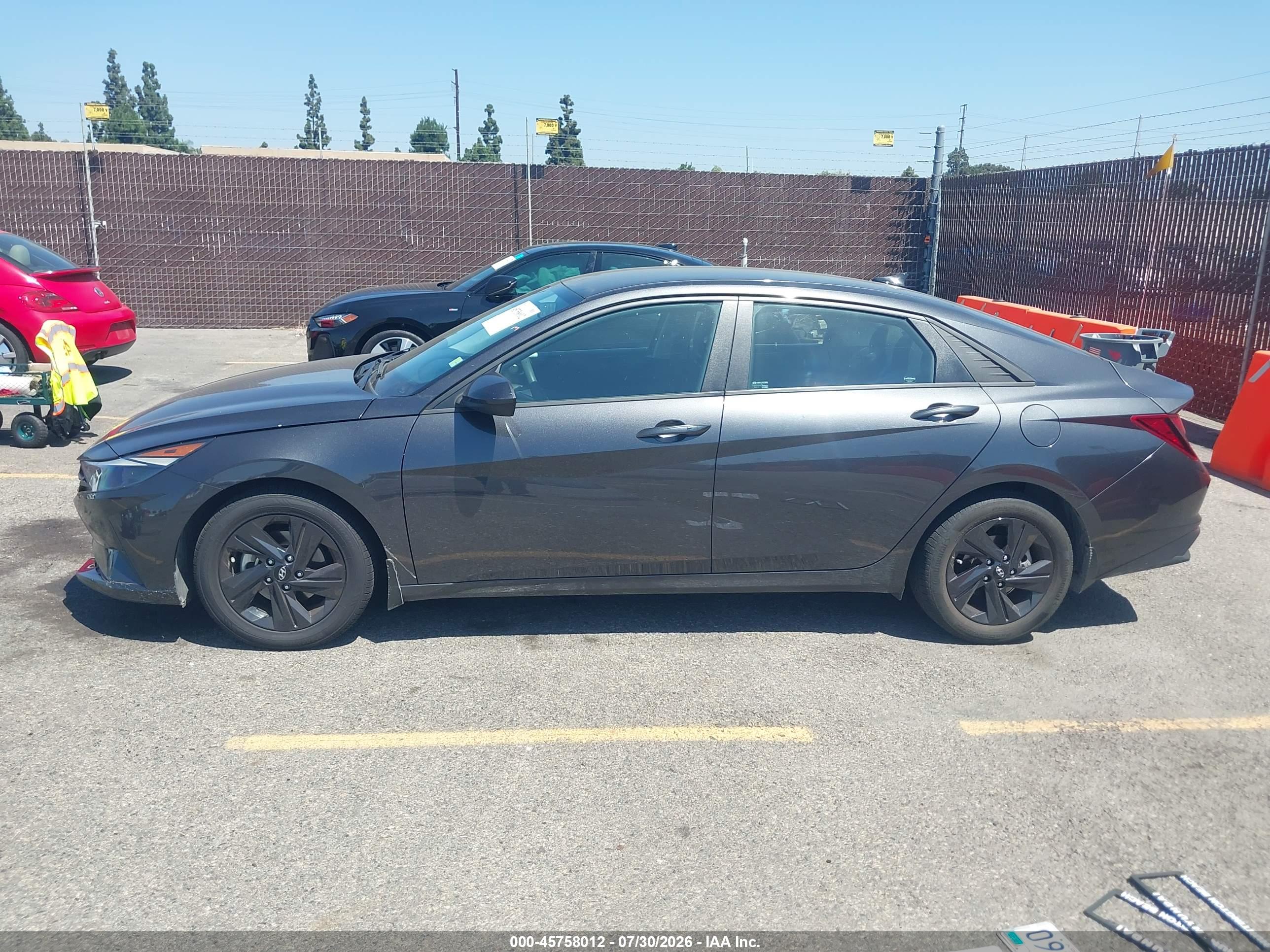 2022 HYUNDAI ELANTRA SEL
