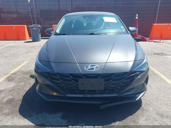 2022 HYUNDAI ELANTRA SEL