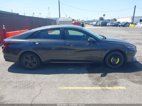 2022 HYUNDAI ELANTRA SEL