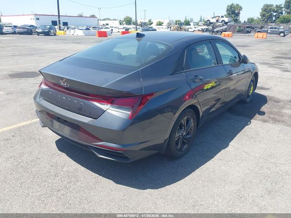 2022 HYUNDAI ELANTRA SEL