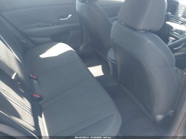 2022 HYUNDAI ELANTRA SEL