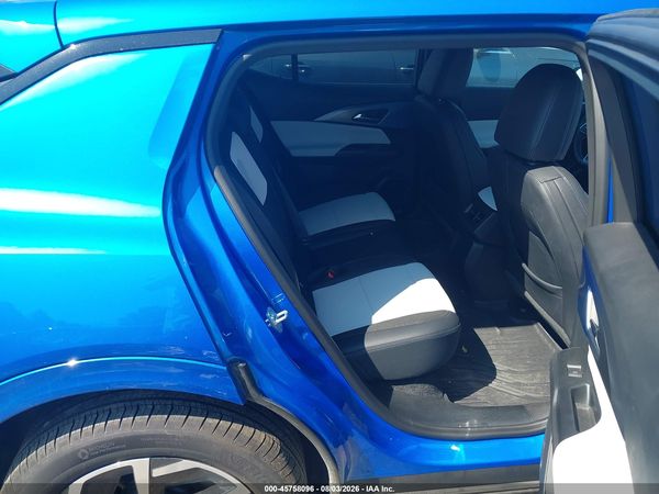 2025 CHEVROLET EQUINOX EV LT — I8