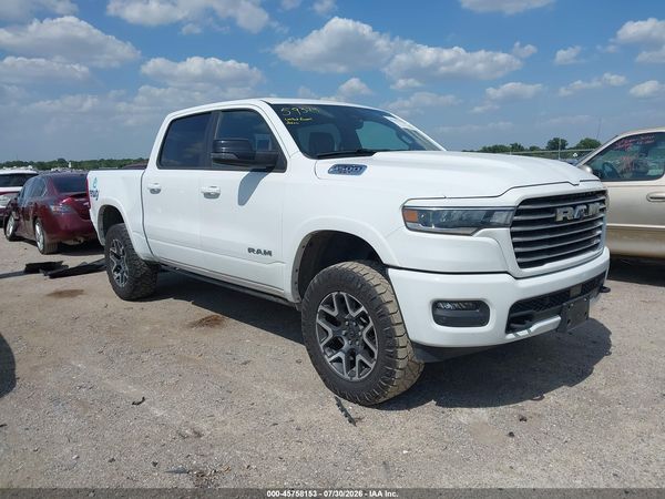 2025 RAM 1500 LARAMIE  4X4 5'7 BOX