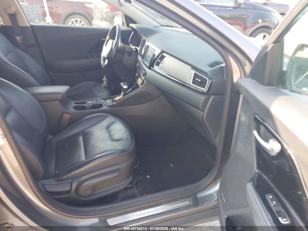 2017 KIA NIRO TOURING