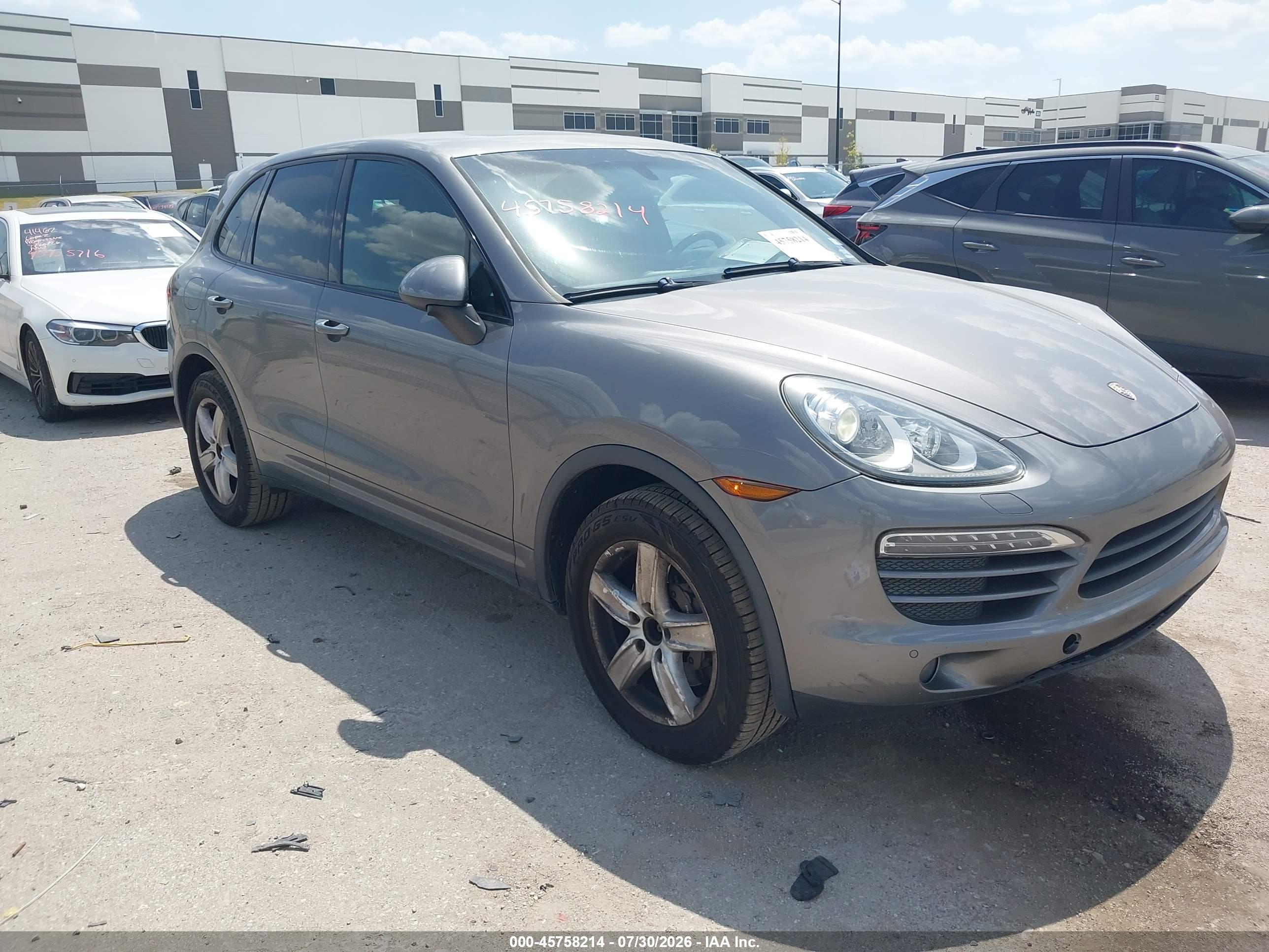 2012 PORSCHE CAYENNE