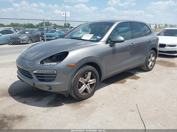 2012 PORSCHE CAYENNE