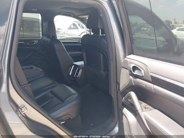 2012 PORSCHE CAYENNE