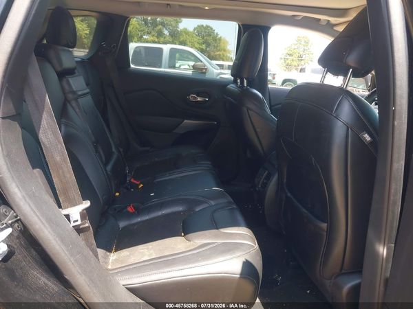 2019 JEEP CHEROKEE LATITUDE PLUS FWD