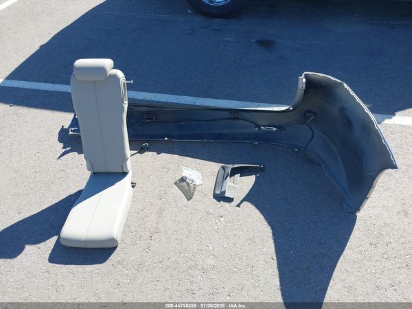 2017 TOYOTA SIENNA XLE 8 PASSENGER