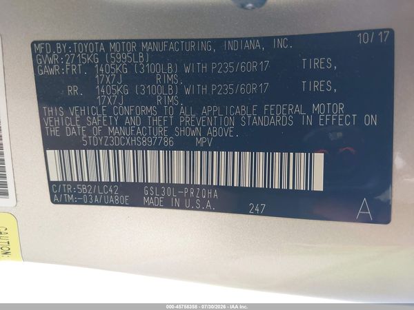 2017 TOYOTA SIENNA XLE 8 PASSENGER
