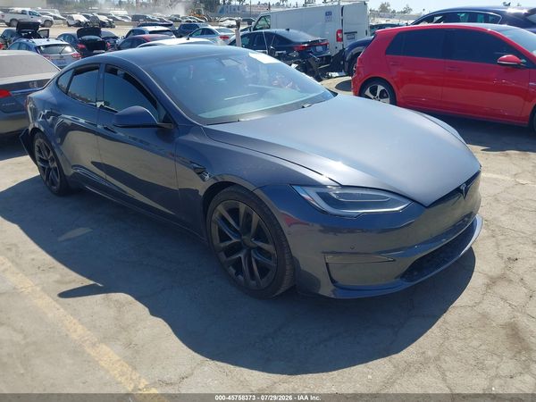 2021 TESLA MODEL S — I1