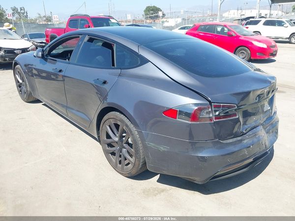 2021 TESLA MODEL S — I3