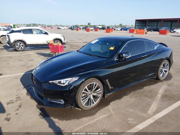 2021 INFINITI Q60 LUXE