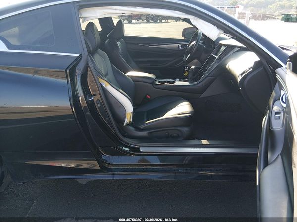 2021 INFINITI Q60 LUXE