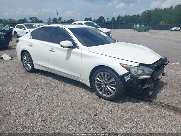 2022 INFINITI Q50 LUXE AWD