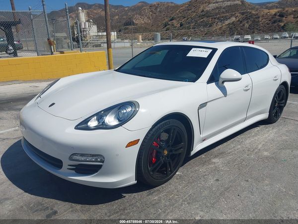 2011 PORSCHE PANAMERA 4