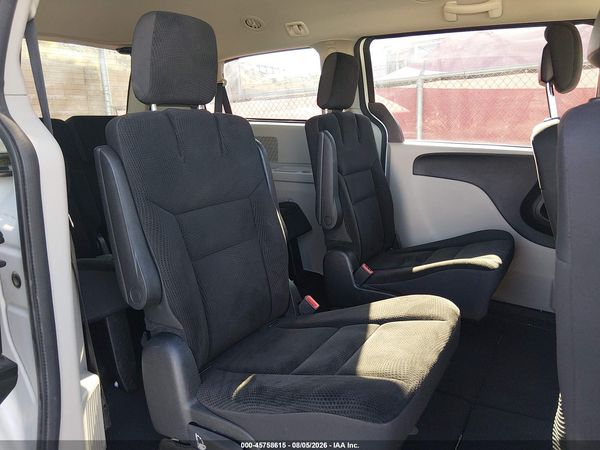 2017 DODGE GRAND CARAVAN SE