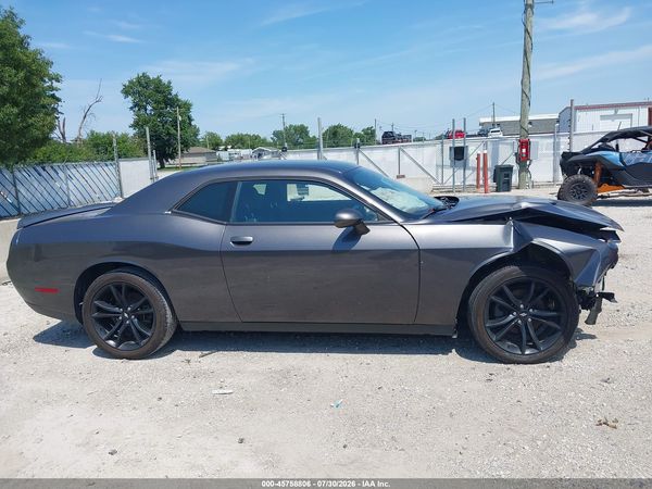 2018 DODGE CHALLENGER SXT